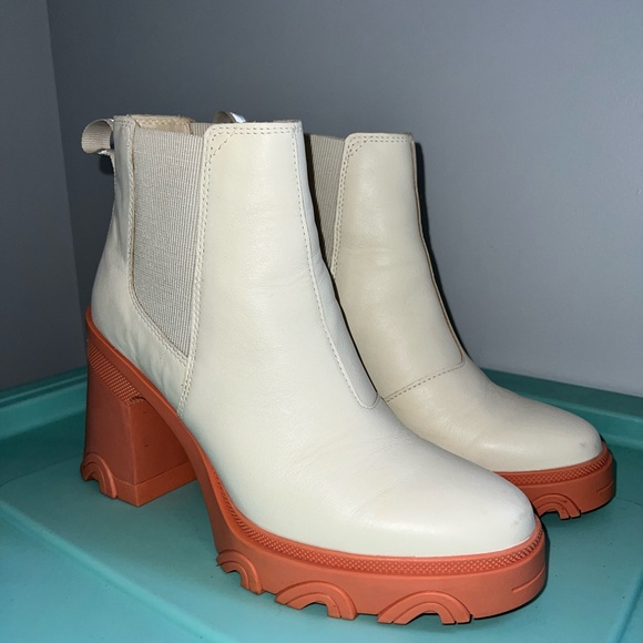 Sorel Brex Heeled Leather Boot - Picture 3 of 6